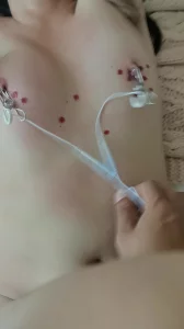 滴蜡加电击乳夹 下个场景 外卖小哥