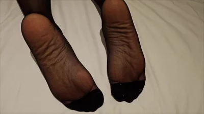 [原创] 她穿上红肚兜子，说要做我的新娘子