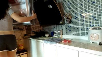 [原创] 小骚货说饿了想吃沙拉，直接来吃鸡吧