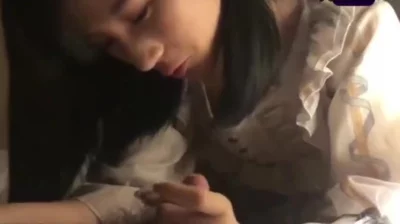 漂亮女大口交做爱 「寻女大夫妻交流 私信」