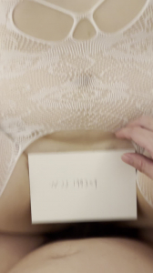 白丝骚逼老婆首秀