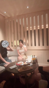 她的出品必须是精品  哈哈哈